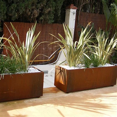 Suqare Daqs Kbir Corten Steel Outdoor Flowerpot